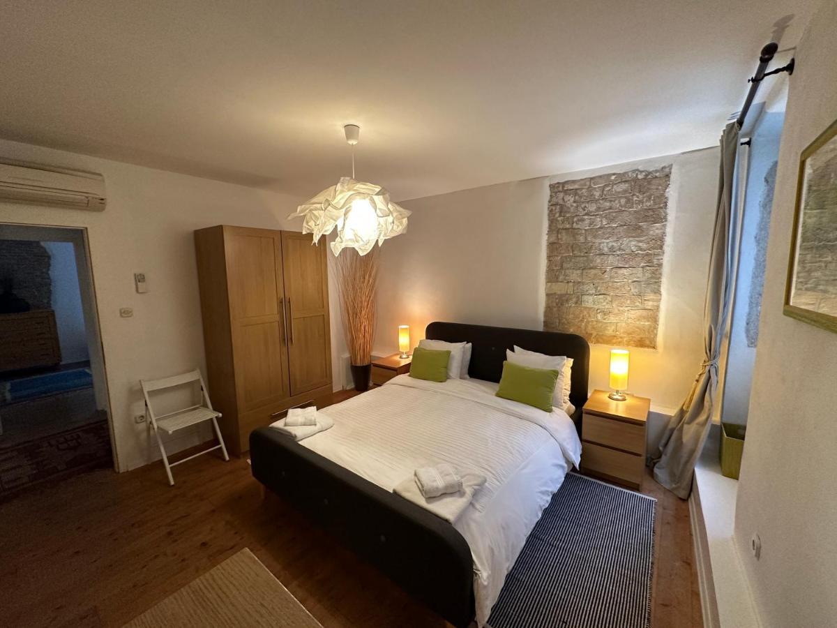 5c Luxury Apartment *